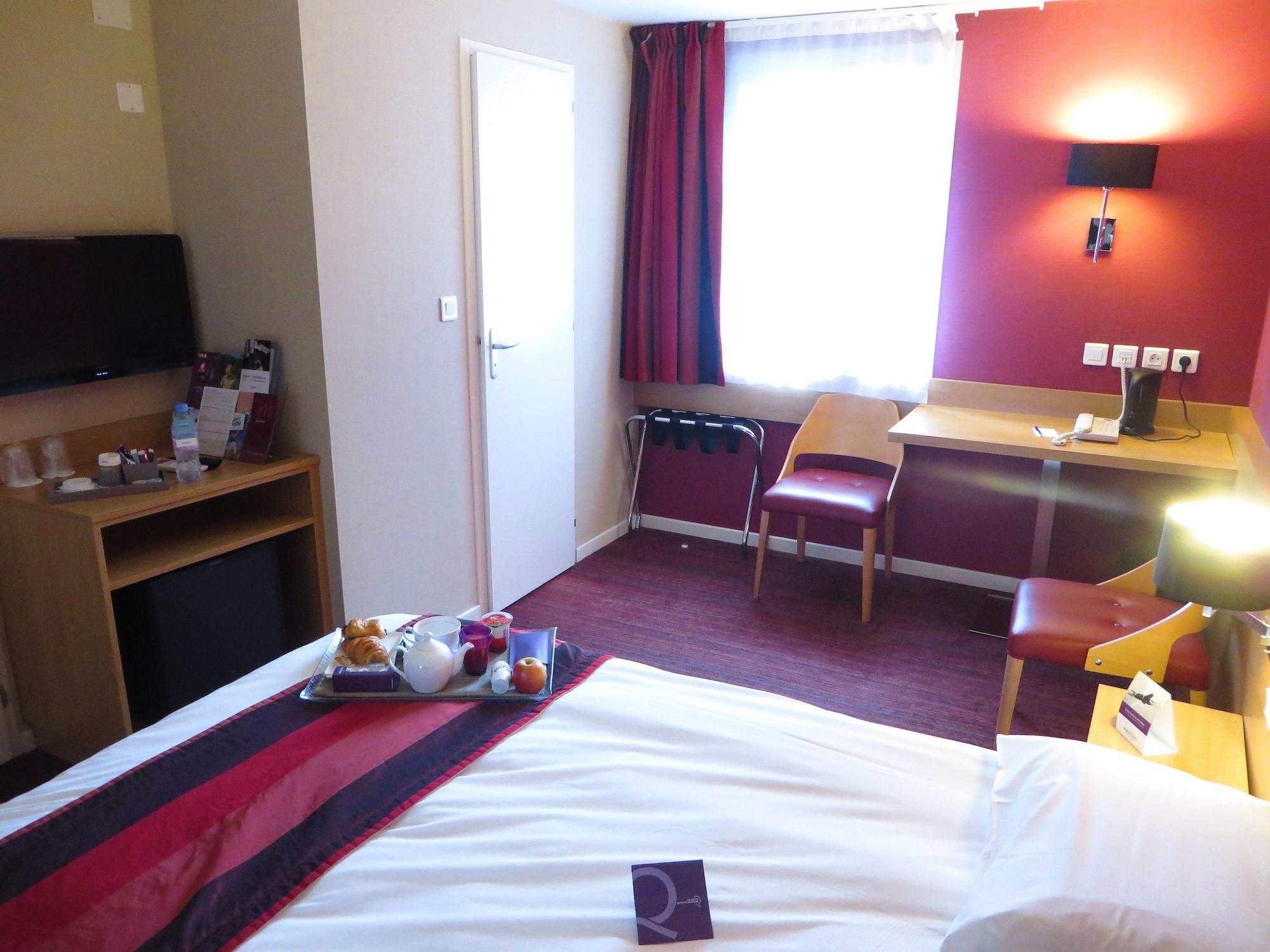 Mercure Hexagone Luxeuil Luxeuil-les-Bains Exterior foto