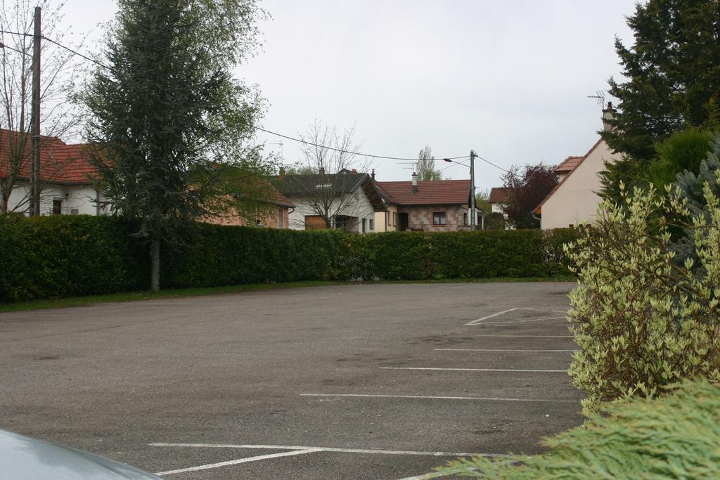 Mercure Hexagone Luxeuil Luxeuil-les-Bains Exterior foto