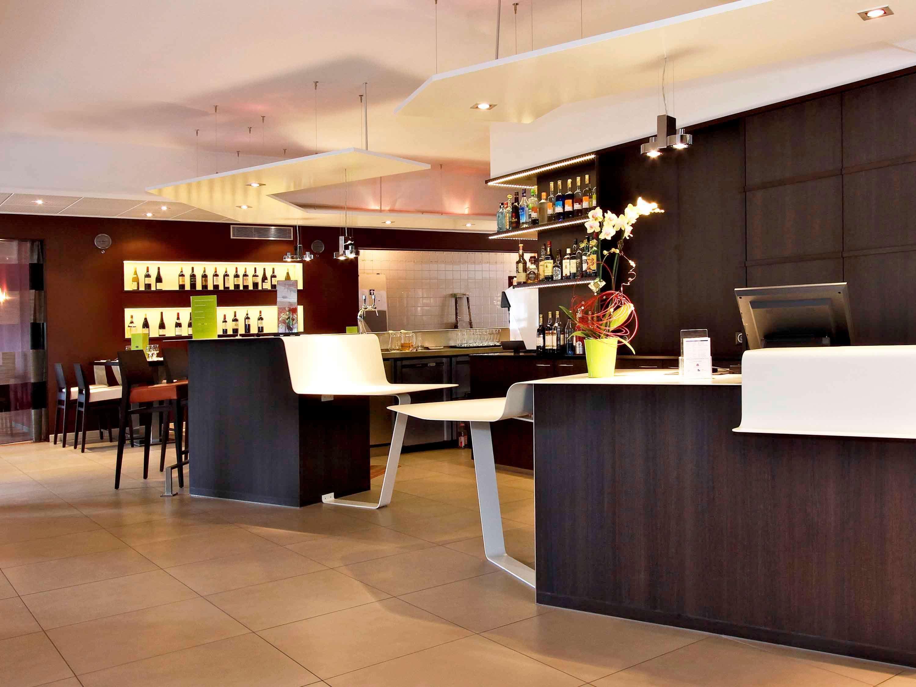 Mercure Hexagone Luxeuil Luxeuil-les-Bains Exterior foto