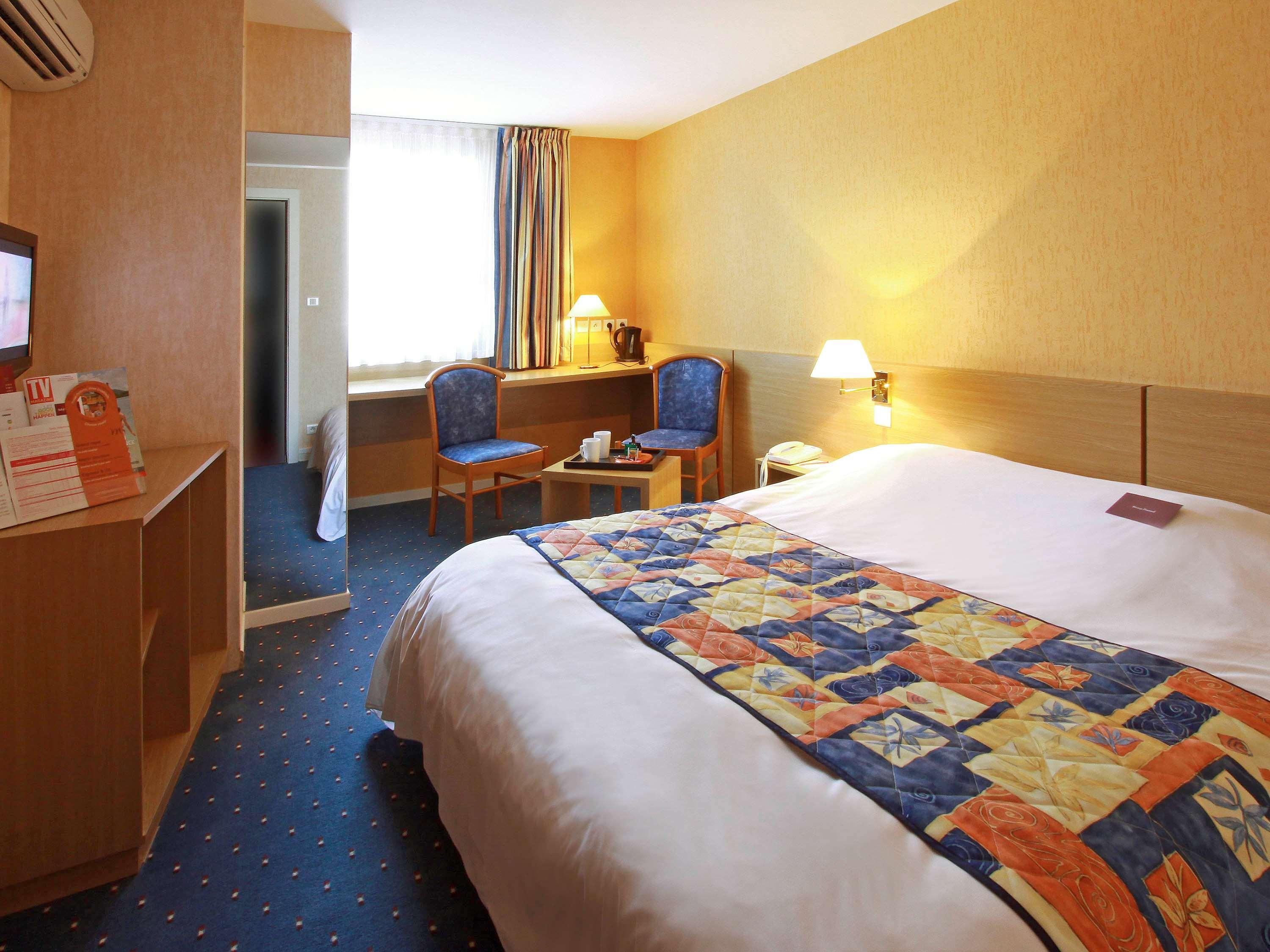 Mercure Hexagone Luxeuil Luxeuil-les-Bains Exterior foto