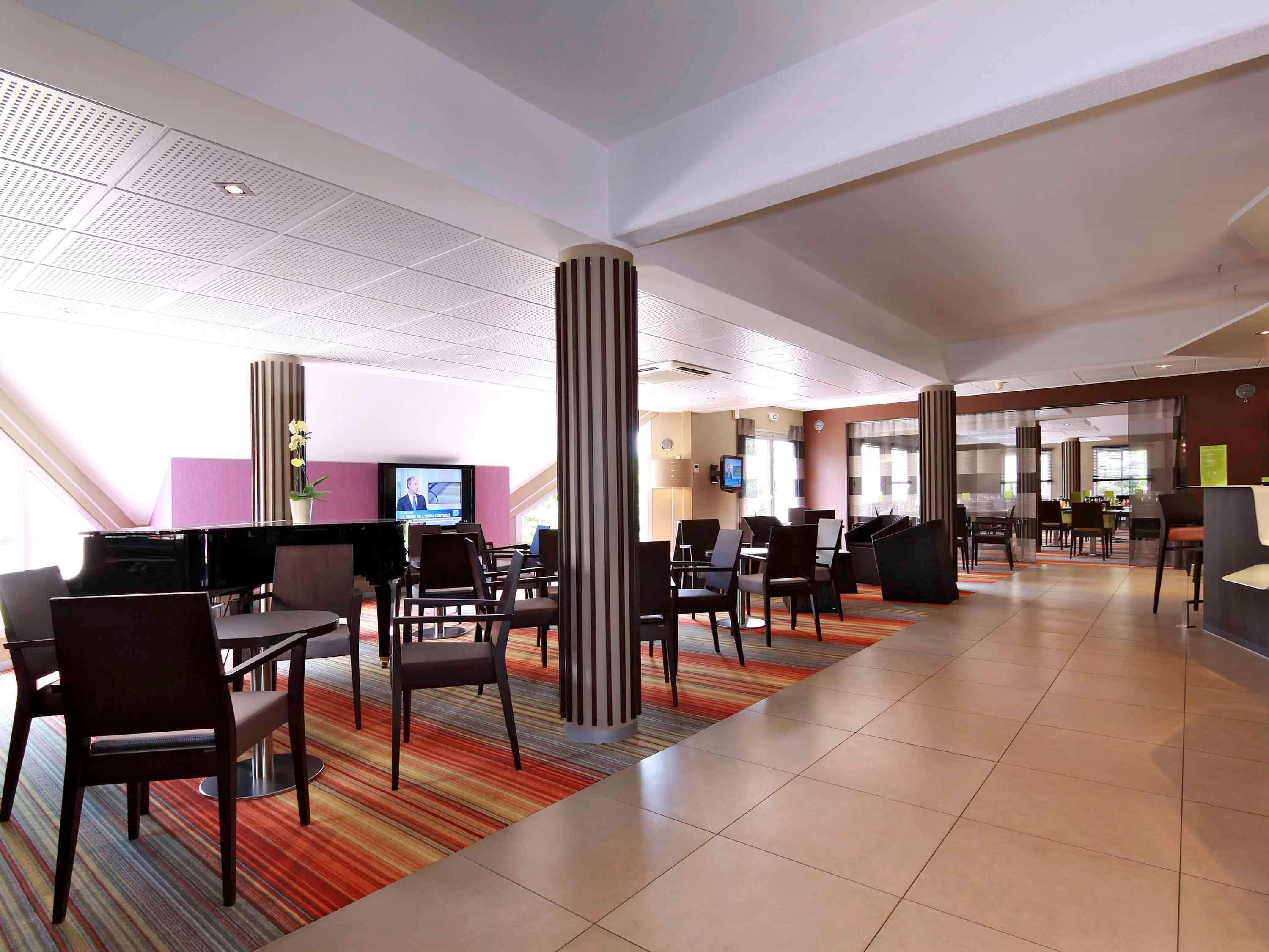 Mercure Hexagone Luxeuil Luxeuil-les-Bains Exterior foto