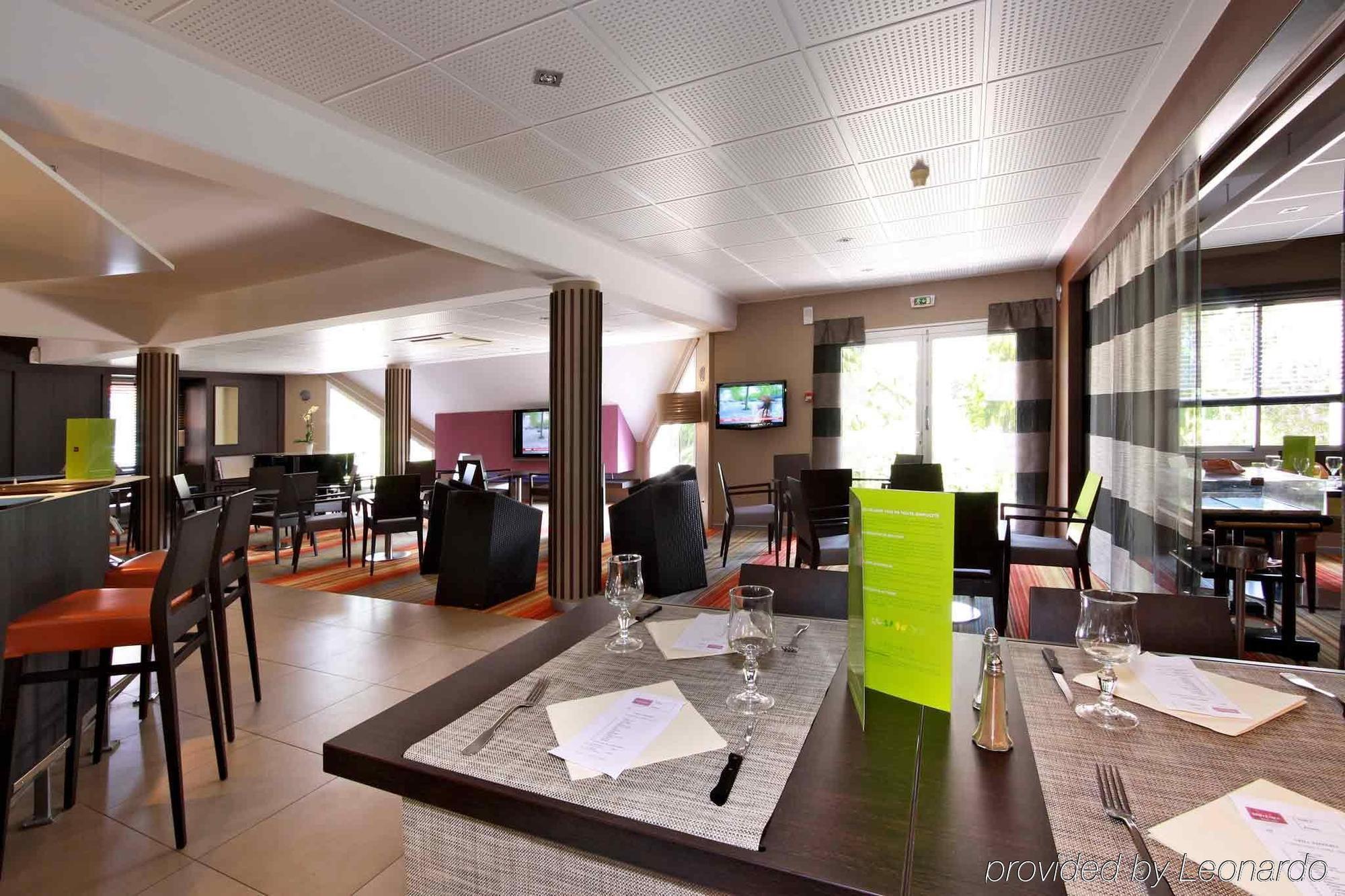 Mercure Hexagone Luxeuil Luxeuil-les-Bains Exterior foto